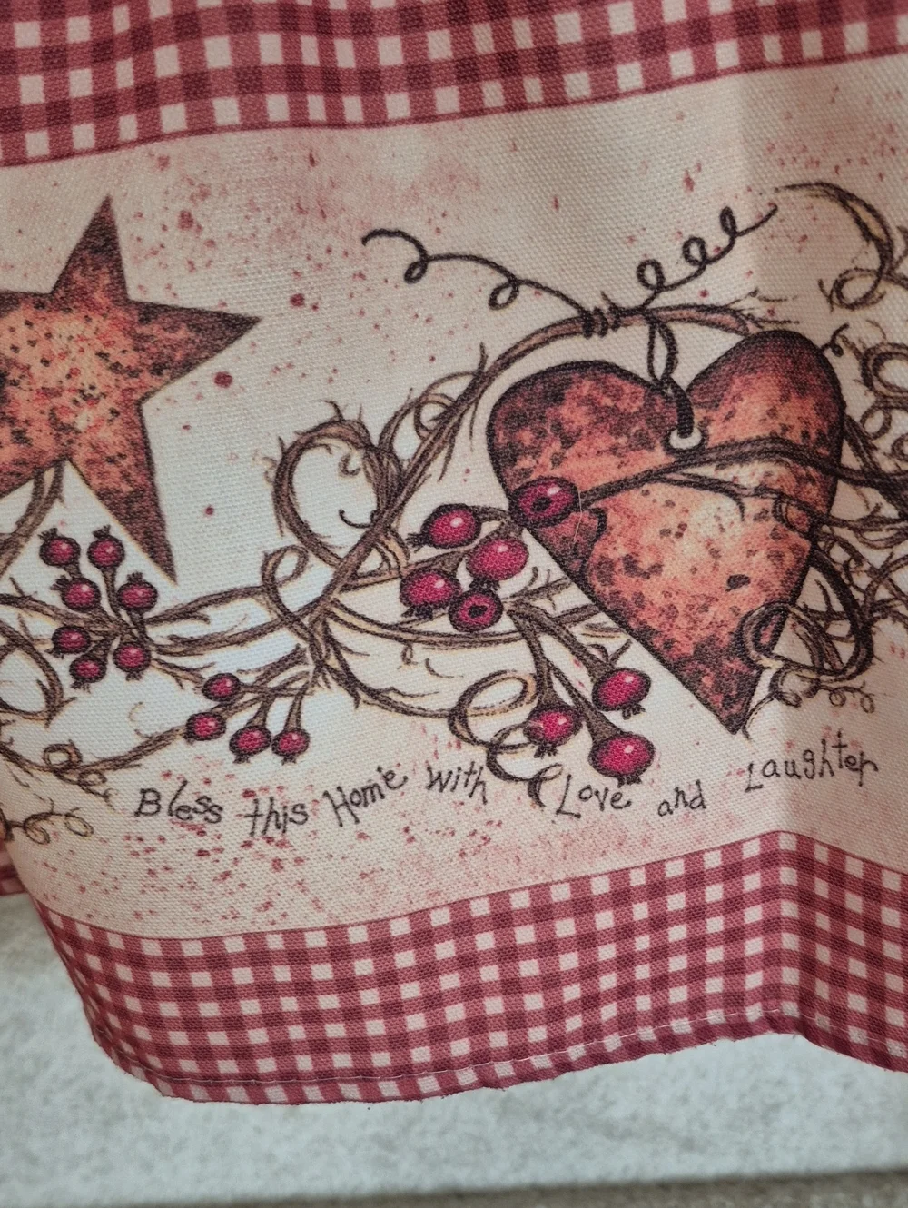 Red Gingham Heart & Star Valance 72x14